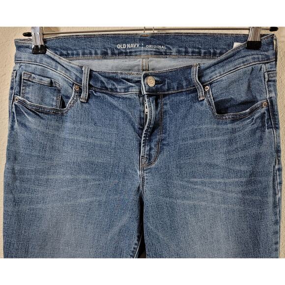 Old Navy Mid Rise Blue Light Washed Denim Jeans 10 Lightweight Stretch Soft - Picture 1 of 5